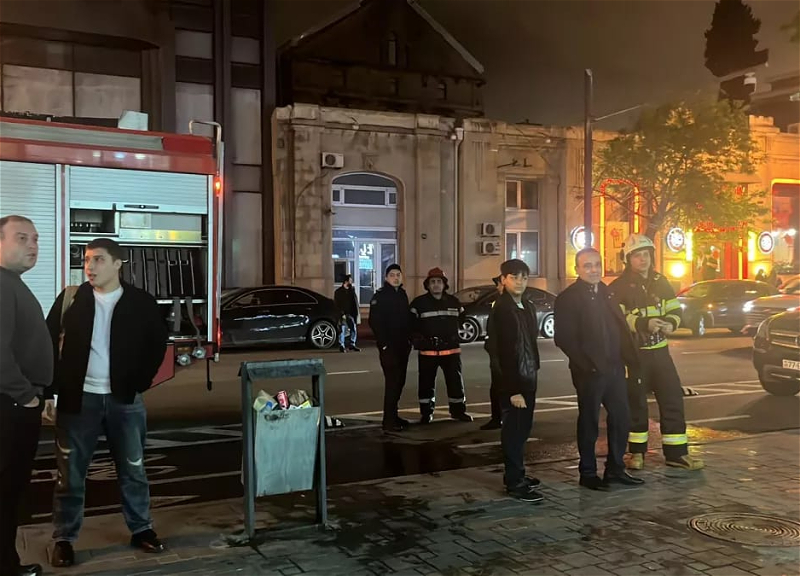 В столичном бизнес-центре возникло задымление - ФОТО - ВИДЕО